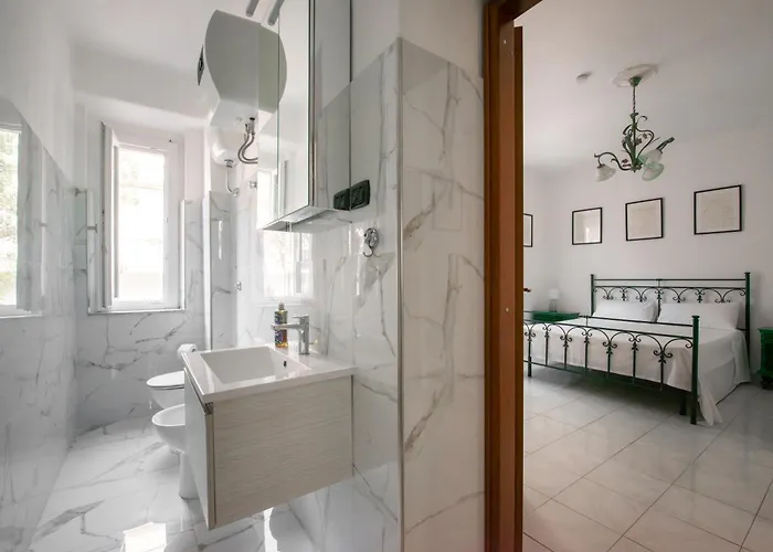 Downtown Flat Historic Reggio Реджо-ди-Калабрия